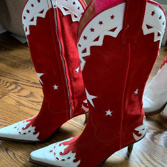 Gorgeous Sendra ladies boots. 3 pairs… Canadian Size 9 - Picture 1 of 9